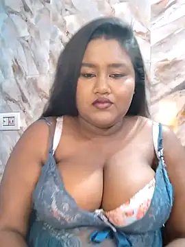 Snapshot of horny_diana chatting on April 12, 2026, 5:07 pm horny diana online show from April 12, 2026, 5:07 pm