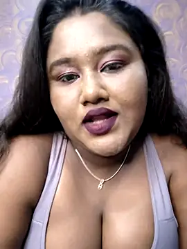 Snapshot of horny_diana chatting on May 15, 2026, 5:09 pm horny diana online show from May 15, 2026, 5:09 pm