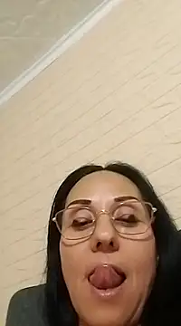 Snapshot of Ramona870 chatting on March 8, 2025, 7:27 am Ramona870 online show from March 8, 2025, 7:27 am