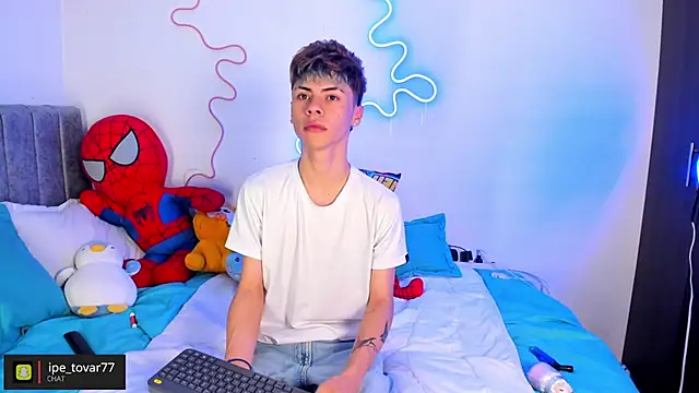 callum 77 online show from October 11, 2025, 2:11 am