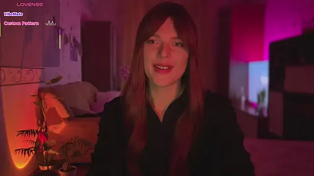 CherryRed Girl online show from March 26, 2026, 10:48 pm