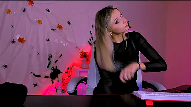 melissa richardson online show from November 5, 2025, 4:51 pm