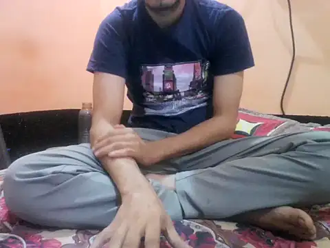 Snapshot of rahulkajuuu0909 chatting on November 5, 2025, 7:58 pm rahulkajuuu0909 online show from November 5, 2025, 7:58 pm