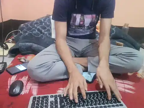 Snapshot of rahulkajuuu0909 chatting on November 18, 2025, 6:01 pm rahulkajuuu0909 online show from November 18, 2025, 6:01 pm