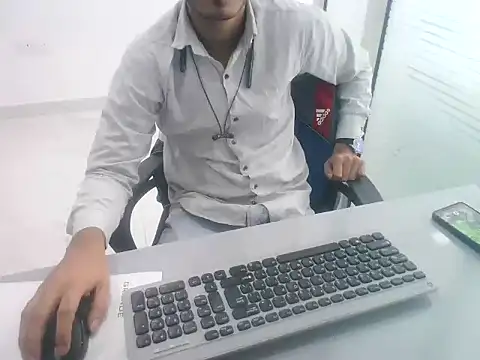 Snapshot of rahulkajuuu0909 chatting on November 27, 2025, 9:00 am rahulkajuuu0909 online show from November 27, 2025, 9:00 am