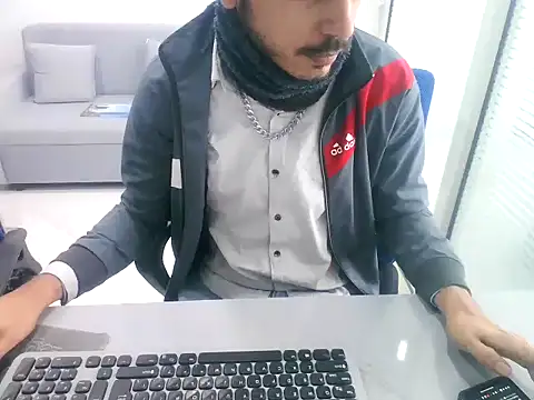 Snapshot of rahulkajuuu0909 chatting on January 7, 2026, 6:05 am rahulkajuuu0909 online show from January 7, 2026, 6:05 am