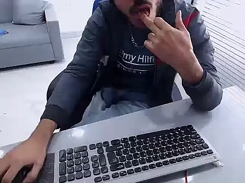 Snapshot of rahulkajuuu0909 chatting on January 8, 2026, 7:10 am rahulkajuuu0909 online show from January 8, 2026, 7:10 am