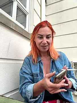 Snapshot of YNA_ELLA chatting on October 17, 2025, 8:50 am YNA ELLA online show from October 17, 2025, 8:50 am