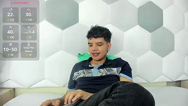 Snapshot of Axel_Forte chatting on September 20, 2025, 1:12 pm Axel Forte online show from September 20, 2025, 1:12 pm