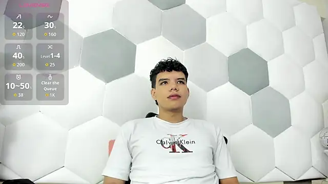 Snapshot of Axel_Forte chatting on October 9, 2025, 1:09 pm Axel Forte online show from October 9, 2025, 1:09 pm