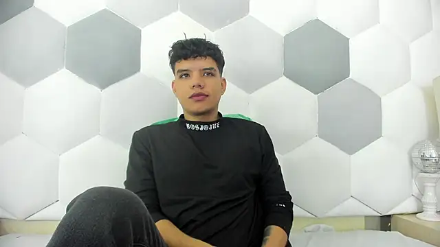 Snapshot of Axel_Forte chatting on November 14, 2025, 1:54 pm Axel Forte online show from November 14, 2025, 1:54 pm