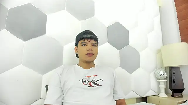 Axel Forte online show from December 14, 2025, 1:16 pm