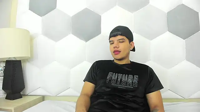 Axel Forte online show from March 4, 2026, 1:28 pm