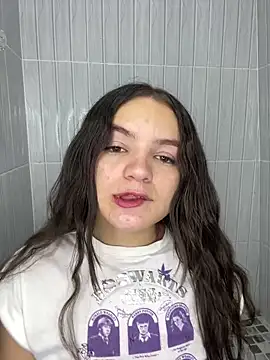 Agata  Rose online show from May 31, 2026, 6:09 pm
