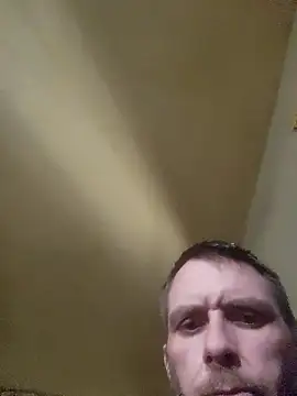 Snapshot of lambomusik chatting on February 27, 2025, 9:04 pm lambomusik online show from February 27, 2025, 9:04 pm