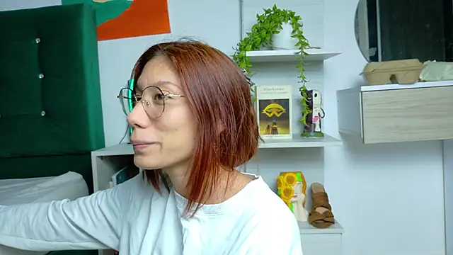 zarahCute online show from October 13, 2025, 5:18 am