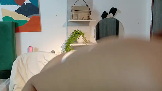 zarahCute online show from October 15, 2025, 3:23 pm