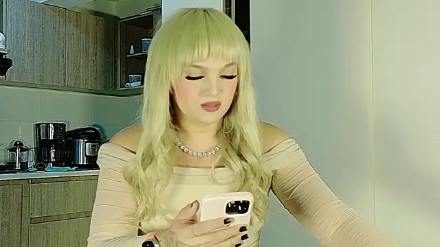 Snapshot of ScarletThompsonx chatting on June 30, 2026, 12:00 am ScarletThompsonx online show from June 30, 2026, 12:00 am