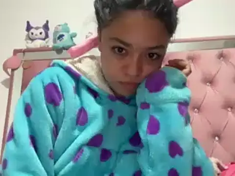 Snapshot of hellokitty__valery chatting on February 27, 2025, 2:21 am hellokitty valery online show from February 27, 2025, 2:21 am