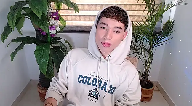 Snapshot of cod_dolll chatting on March 13, 2025, 9:26 pm cod dolll online show from March 13, 2025, 9:26 pm