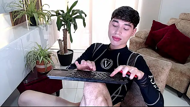 Snapshot of cod_dolll chatting on January 13, 2026, 10:37 pm cod dolll online show from January 13, 2026, 10:37 pm