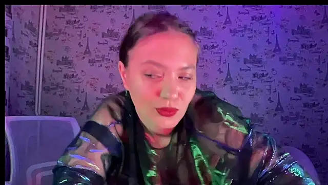 Just Scarlet  online show from October 11, 2025, 10:25 am