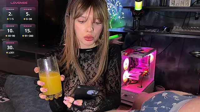 Under lord online show from February 24, 2026, 5:00 pm