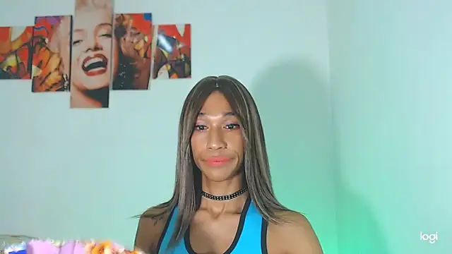 red veltet online show from March 3, 2026, 10:26 pm