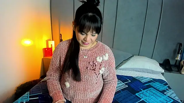 Snapshot of laura_hotties chatting on March 20, 2026, 1:05 pm laura hotties online show from March 20, 2026, 1:05 pm