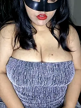 Snapshot of Mazzakiinn chatting on March 12, 2026, 7:47 am Mazzakiinn online show from March 12, 2026, 7:47 am