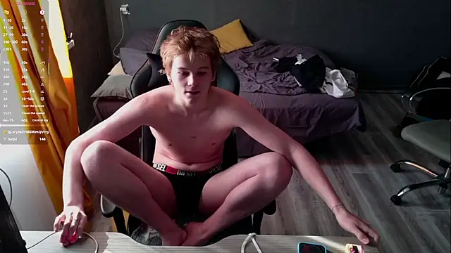 TaylerSigma online show from February 27, 2025, 8:17 am