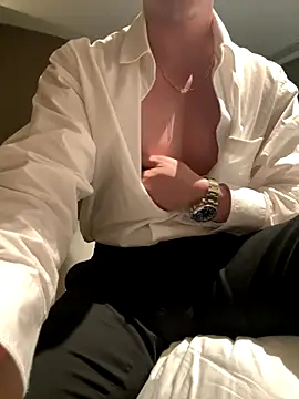 Snapshot of Xk-jack chatting on November 1, 2025, 10:06 am Xk-jack online show from November 1, 2025, 10:06 am