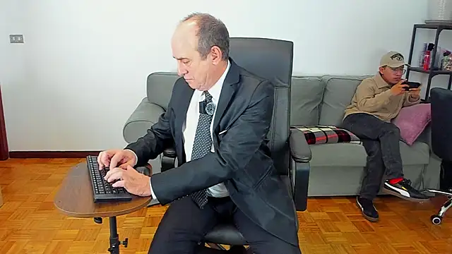 masterboy50 online show from November 21, 2025, 8:07 pm