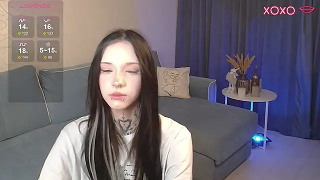 mefwhore online show from January 18, 2026, 4:33 pm