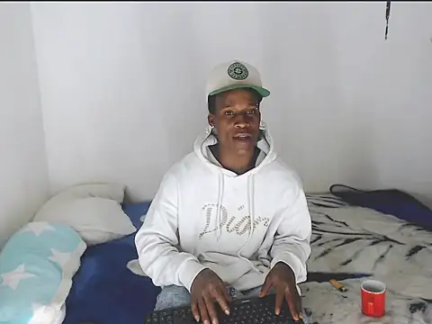 thomas love11 online show from April 23, 2026, 1:51 am