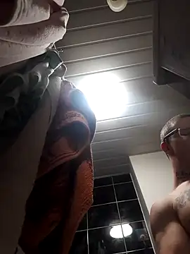 seksowny1990 online show from March 12, 2025, 10:05 am