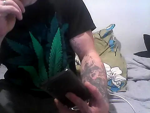 seksowny1990 online show from September 19, 2025, 5:24 pm