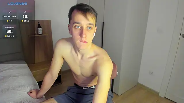 your super hero online show from March 7, 2025, 4:24 am