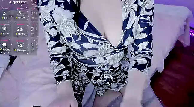 Snapshot of xixiya888 chatting on February 25, 2025, 6:25 am xixiya888 online show from February 25, 2025, 6:25 am