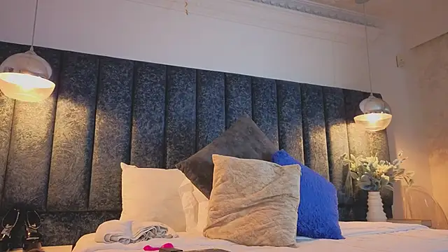 Ariannaa Suarez1 online show from September 8, 2025, 7:46 pm