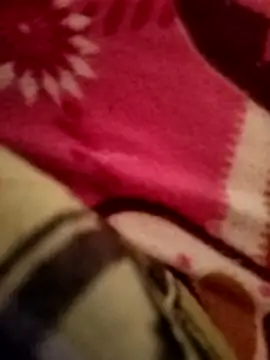 Snapshot of surfacespurt54 chatting on February 26, 2025, 2:14 pm surfacespurt54 online show from February 26, 2025, 2:14 pm