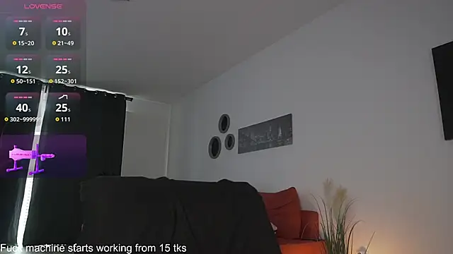 Jessi Q online show from May 30, 2026, 5:37 am