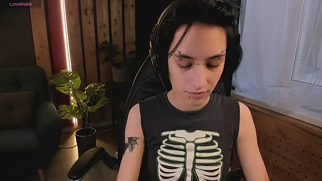 lisbatsyy online show from March 4, 2025, 1:59 pm