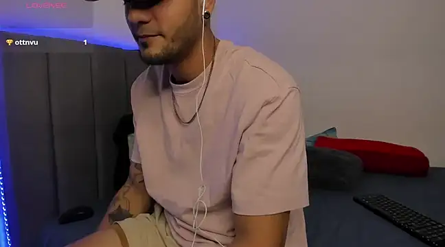 morenosiam online show from March 16, 2025, 1:59 am