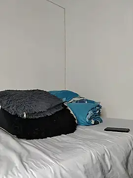 morenosiam online show from April 1, 2026, 11:24 pm