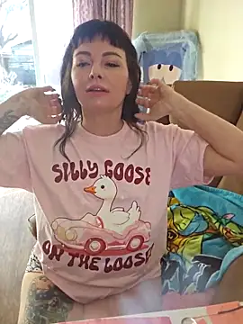 Snapshot of NaughtyLittleVeteran chatting on February 28, 2025, 1:47 pm NaughtyLittleVeteran online show from February 28, 2025, 1:47 pm