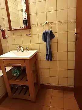 Snapshot of omeriz chatting on February 24, 2025, 10:14 pm omeriz online show from February 24, 2025, 10:14 pm