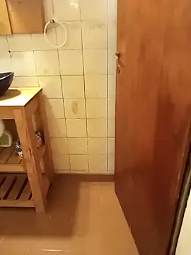 Snapshot of omeriz chatting on September 24, 2025, 6:28 am omeriz online show from September 24, 2025, 6:28 am