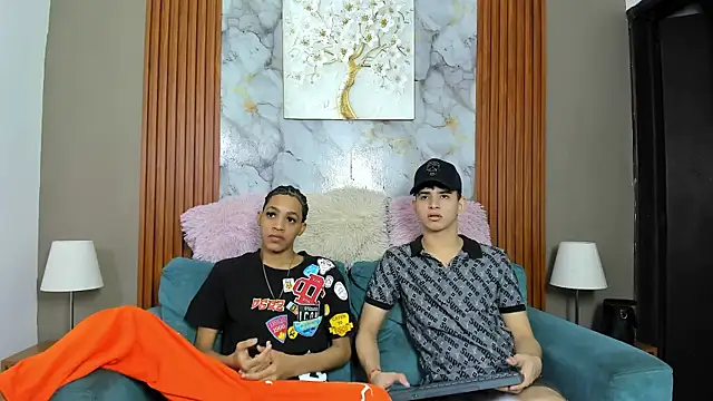 Snapshot of KING_OFF_BOYS chatting on April 24, 2026, 1:24 pm KING OFF BOYS online show from April 24, 2026, 1:24 pm