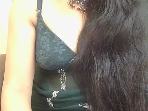 Lovely Manvi online show from November 5, 2025, 4:29 pm